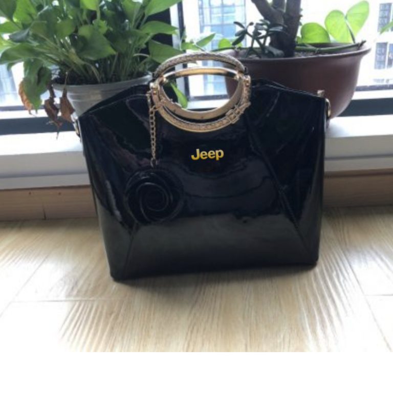 Jeep Bright Lacquered Platinum Leather Bag photo review